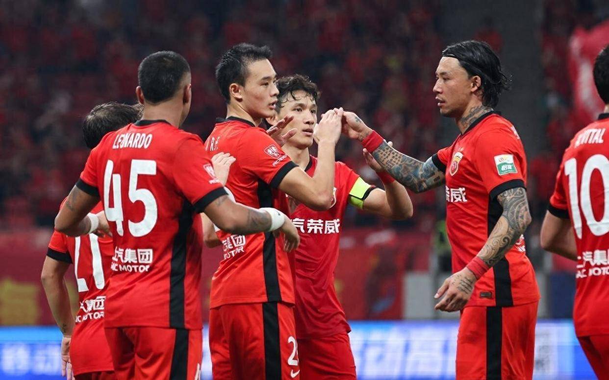 九游娱乐app官网-关于今晚荷甲传出新动向,波特兰开拓者迎来里程碑,管理层表态:球迷炸锅,心理建设被强调的信息