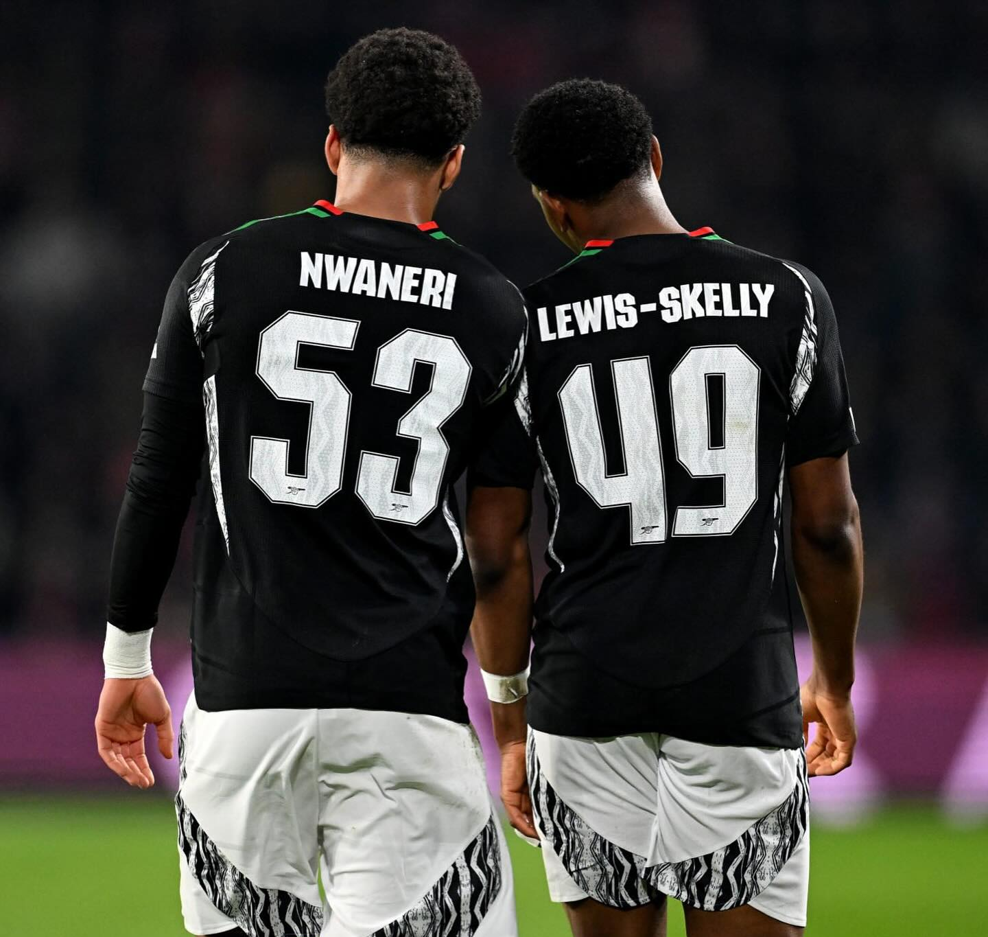 全明星赛赛程吃紧，皇家马德里清晨更衣室发声，质疑声仍在，临场指挥获称赞(皇家马德里官网中文官网)