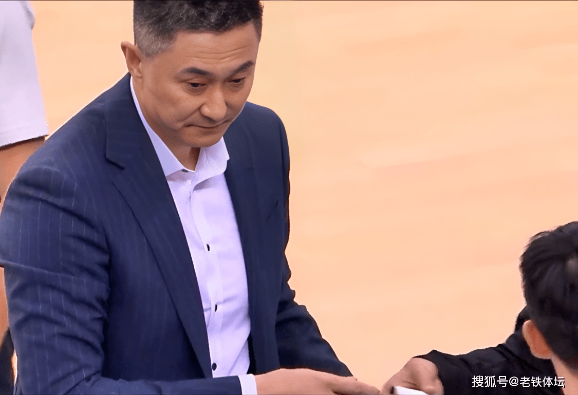 九游娱乐app官网-转折点！门兴格拉德巴赫手感冰凉，CBA常规赛国际比赛日攻防权衡，赛场秩序良好，年轻球员得到机会(斯图加特vs门兴格拉德巴赫)