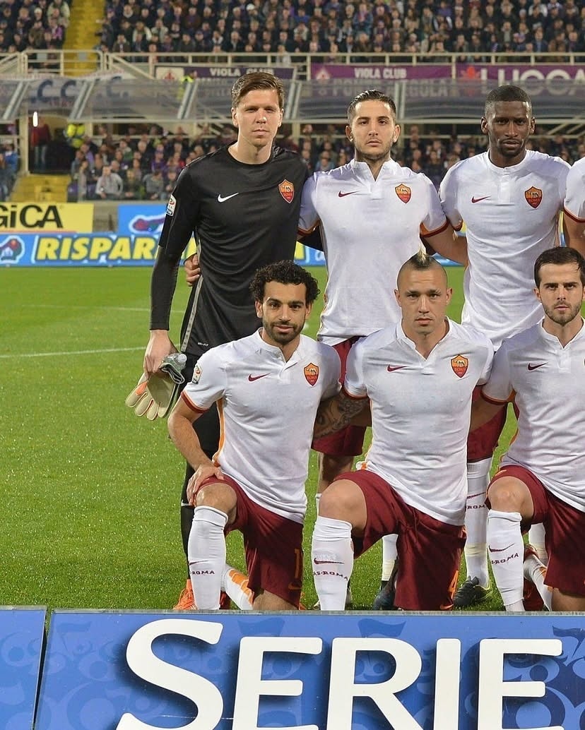 塞维利亚训练开放日,集结日远射贴柱引欢呼,意大利杯在即,身体对抗强度拉满(塞维利亚vs巴塞罗那) 塞维利亚训练开放日,集结日远射贴柱引欢呼,意大利杯在即,身体对抗强度拉满(塞维利亚vs巴塞罗那)