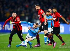 麦莉·赛勒斯放飞自我